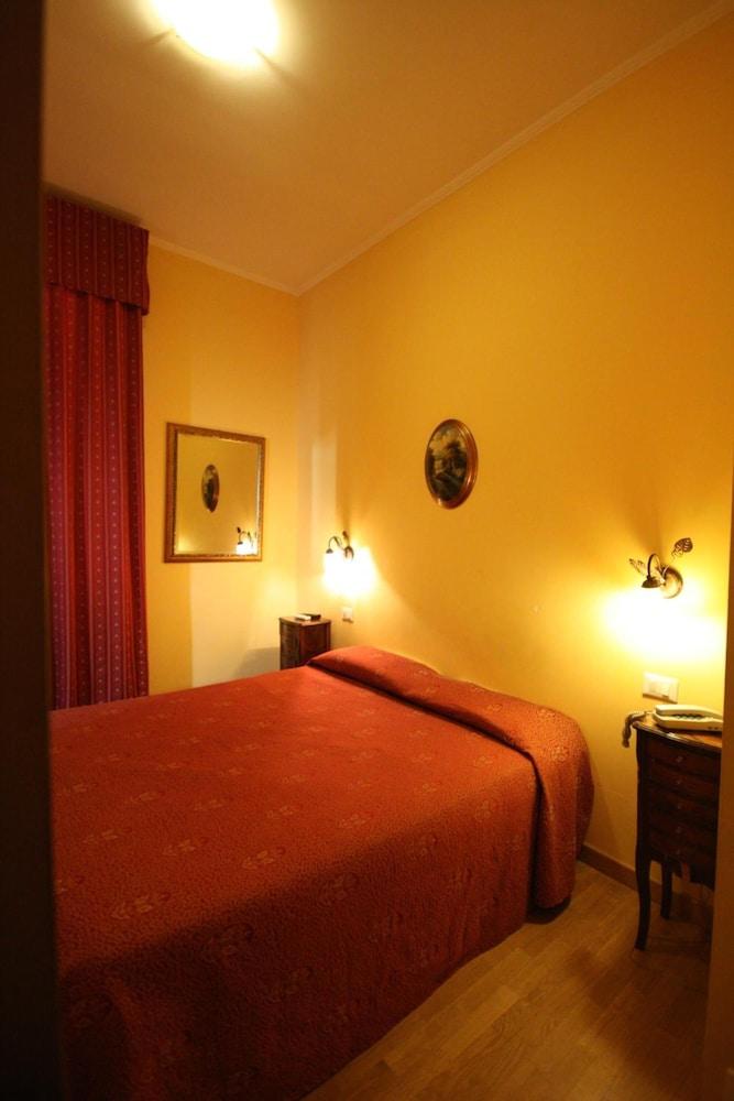 Hotel Cherubini Рим Екстер'єр фото